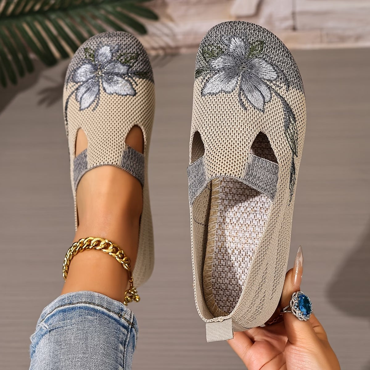 Rosalie™ — Chic Ergonomic Ballet Flats Featuring a Floral Design