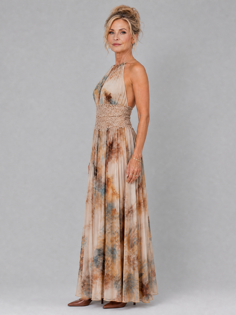 Elavenue | Maxi Dress with Halter Neck and Lace Waist Detail
