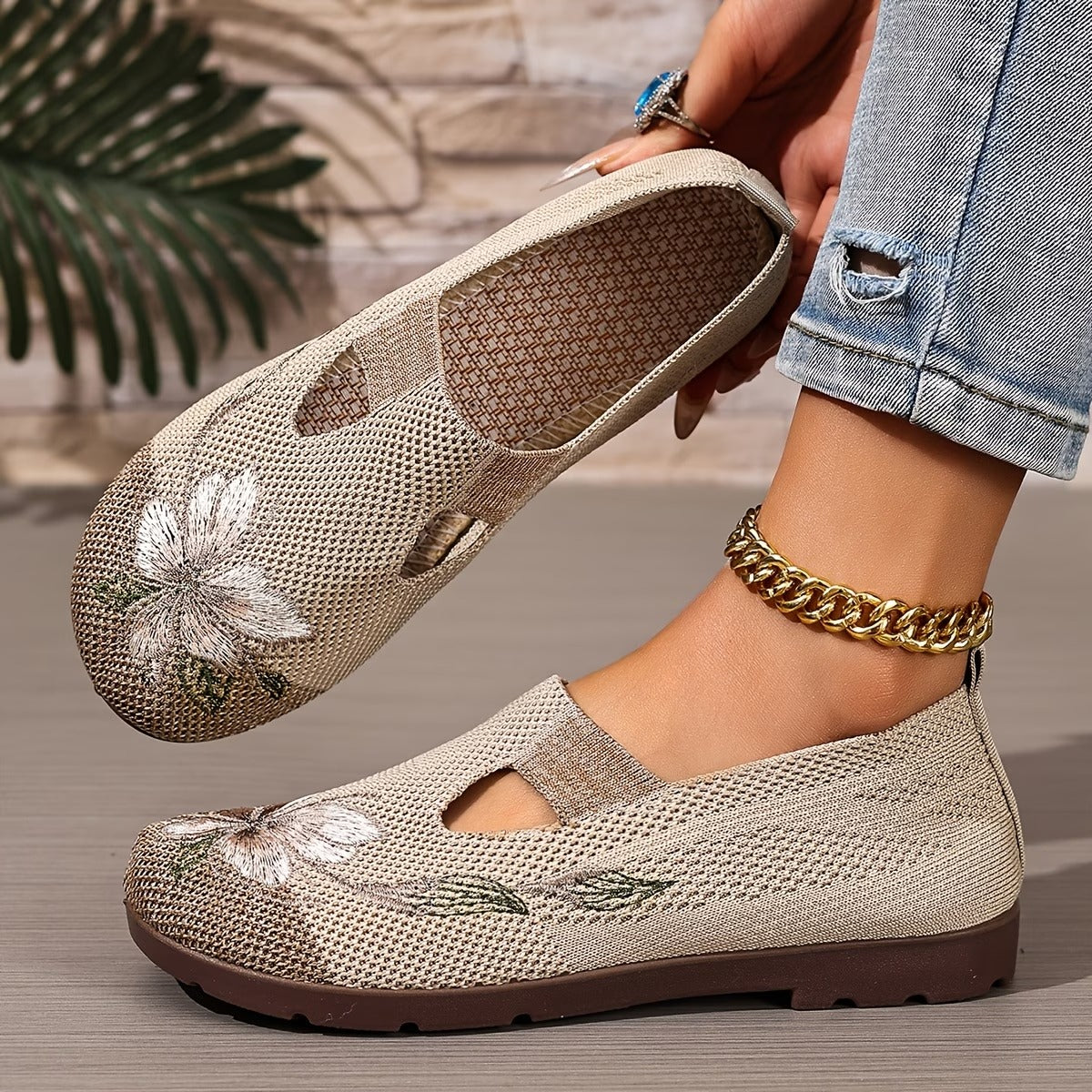 Rosalie™ — Chic Ergonomic Ballet Flats Featuring a Floral Design
