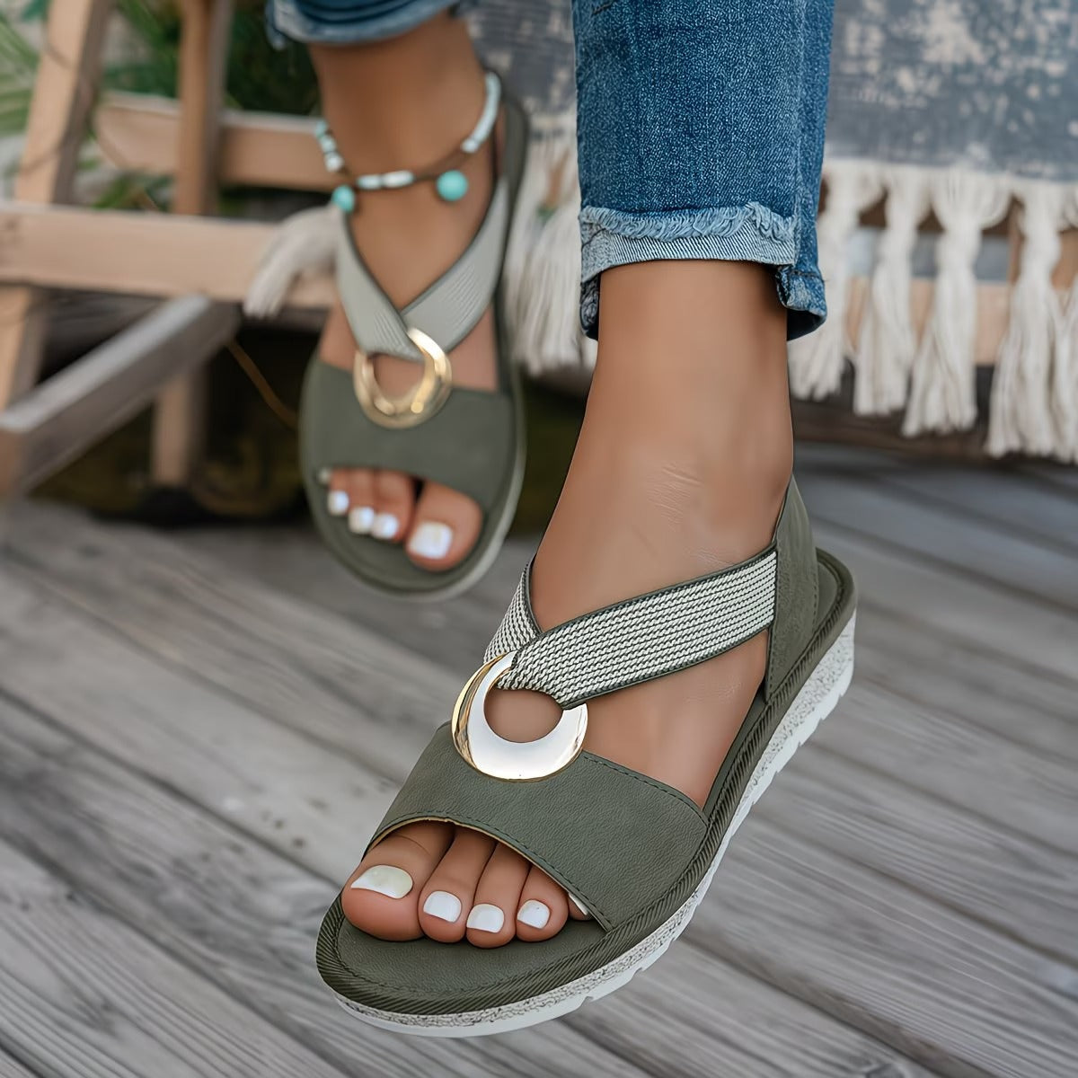 Isadora™ — Stylish Ergonomic Sandals Featuring a Decorative Strap