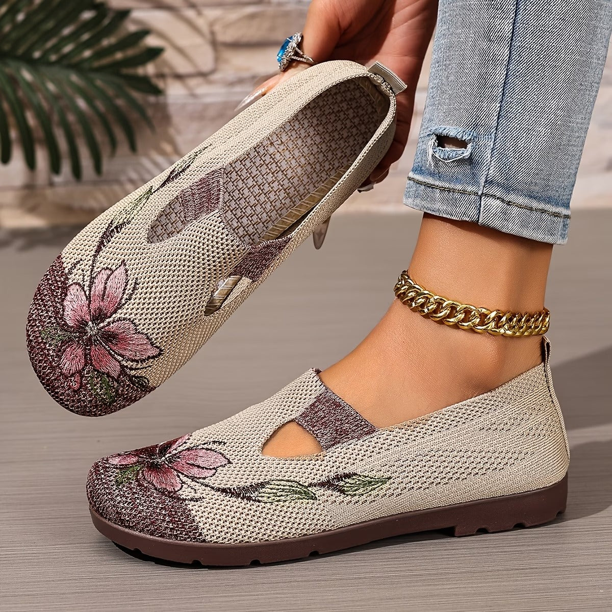 Rosalie™ — Chic Ergonomic Ballet Flats Featuring a Floral Design