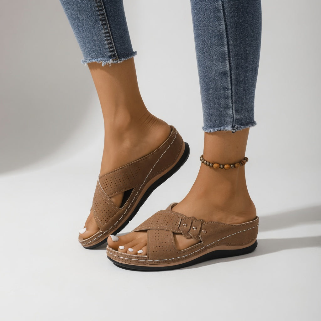 Raphaëlle™ — Chic Cross-Strap Sandals for Ultimate Comfort