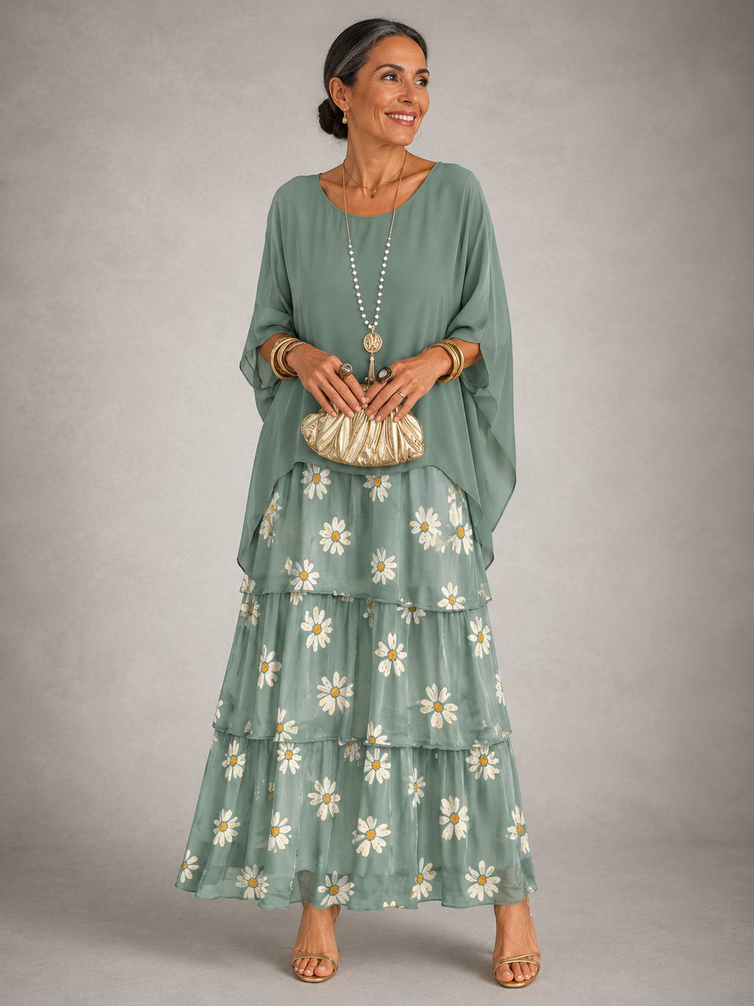 Lara  | Graceful Maxi Dress with Flowing Design
