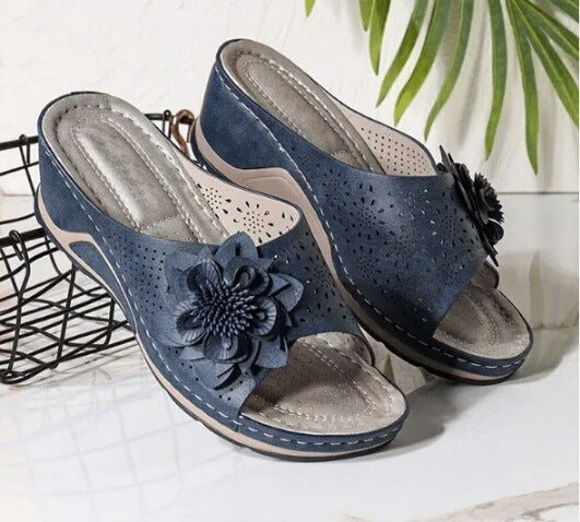 Juliette™ — Supportive and Cozy Slip-On Sandals