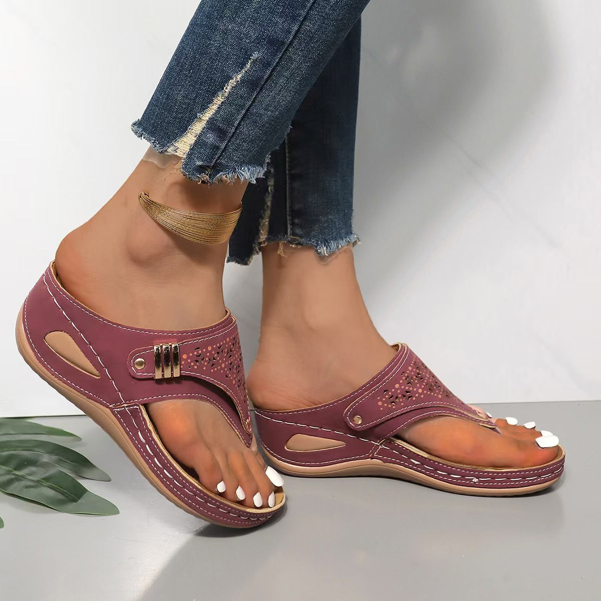 Hayley - Cozy Wedge Sandals for Ultimate Comfort